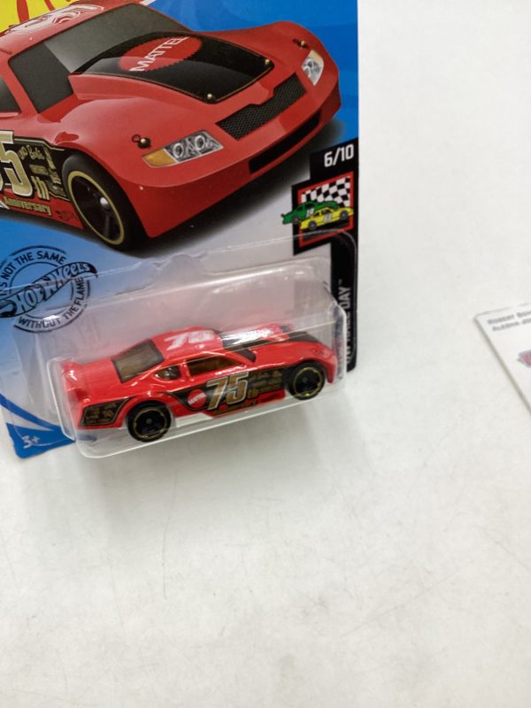 2021 Hot Wheels #101 Circle Tracker Red 114C For Cheap