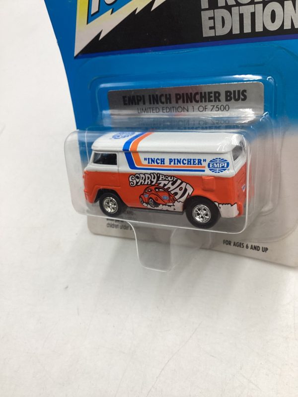 Johnny Lightning Liberty Promo Edition Empi Inch Pincher Bus with protector 1 7500 *Card is Warped* Fashion