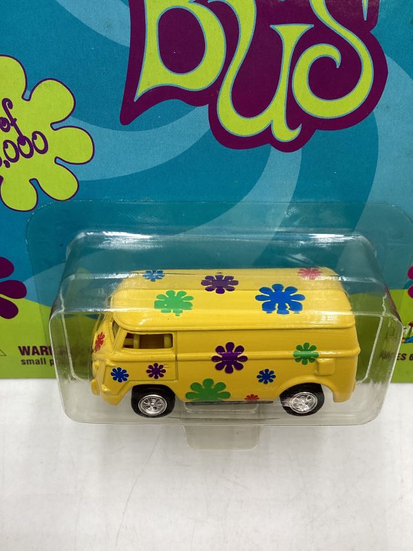 Johnny Lightning Luv Bus Yellow 1 5000 227A Hot on Sale