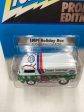 Johnny Lightning Liberty Promo Edition Empi Holiday Bus with protector 1 3750 Online Hot Sale